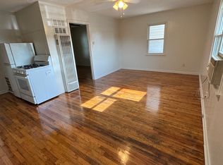 708 S Broadway St APT 5, Oak Grove, MO 64075