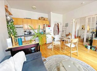 231 8th St APT 2F, Brooklyn, NY 11215