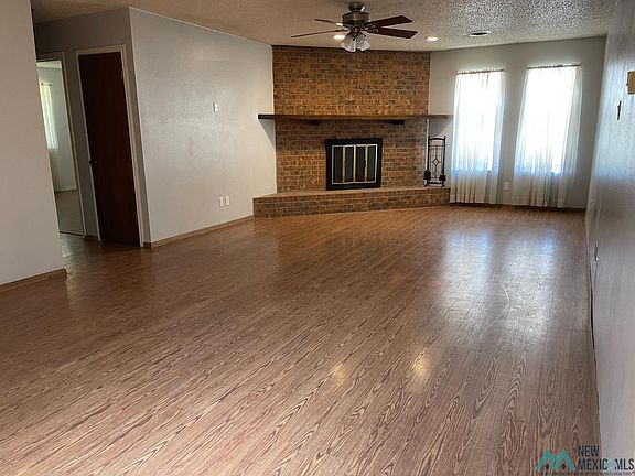 3rd image of 2501 Coronado Dr
