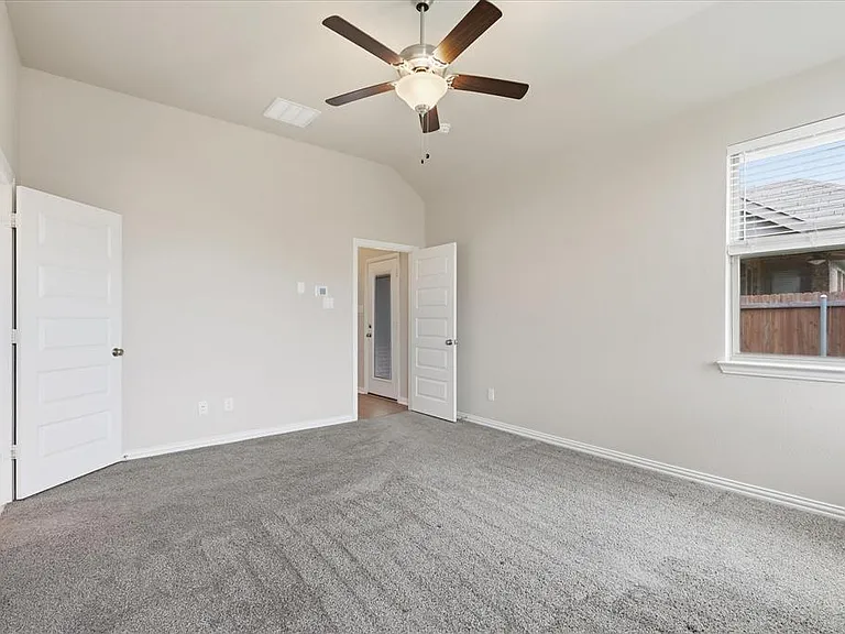 3916 Ford Dr — Photo 13