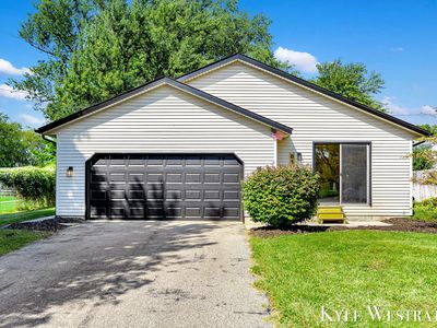 81 E 40th St, Holland, MI, 49423