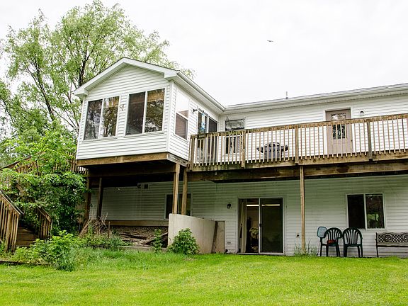 2nd image of 3700 Pristine Ave