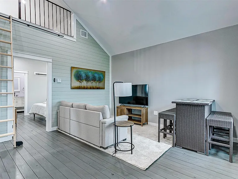 1040 Johnson Rd — Photo 19