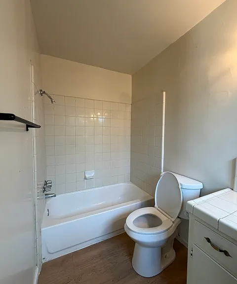 218 College Ave #13 — Photo 10