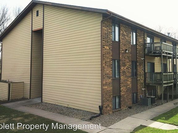 2nd image of 3500 Grand Ave Unit 41