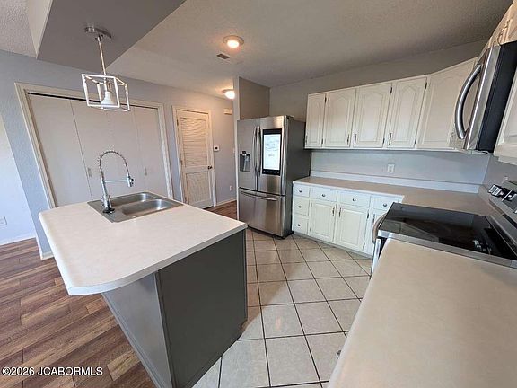 4th image of 1310 Swifts Hwy APT I302