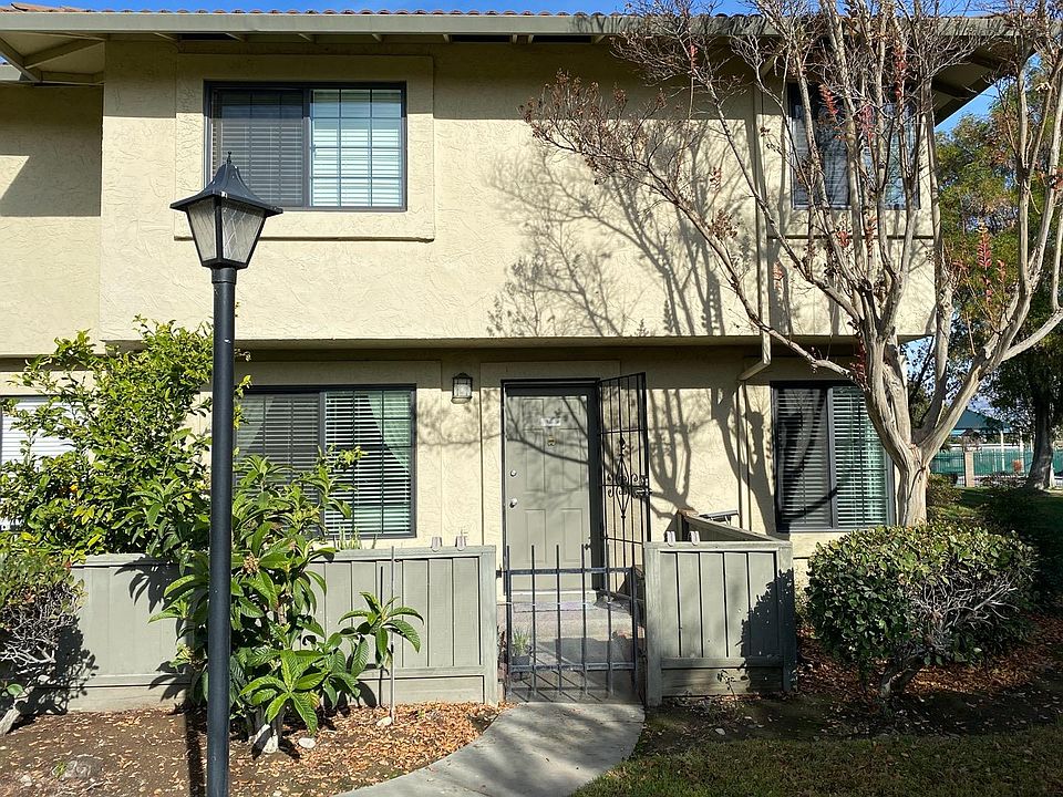 1st image of 191 Kenbrook Cir