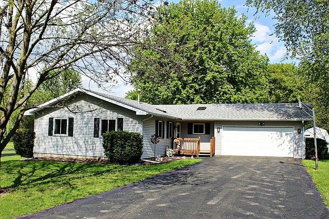 1st image of 315 Blue Lake Ave