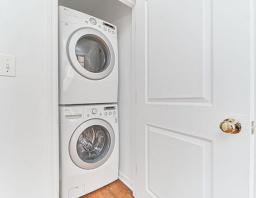 5th image of 20 W 119th St APT 3