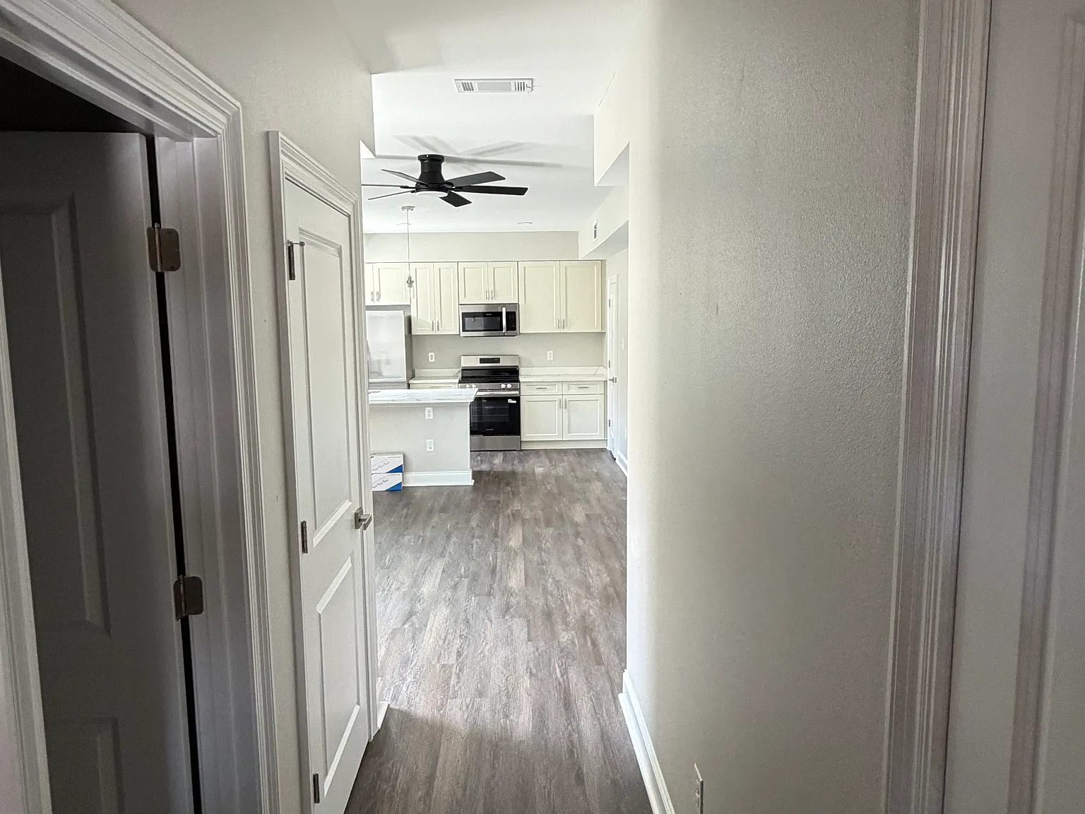 2 bed, 951 sqft, $1,650 — Photo 4