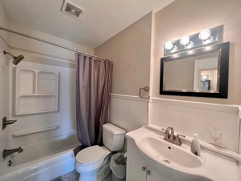 117 W Church St #301 — Photo 6