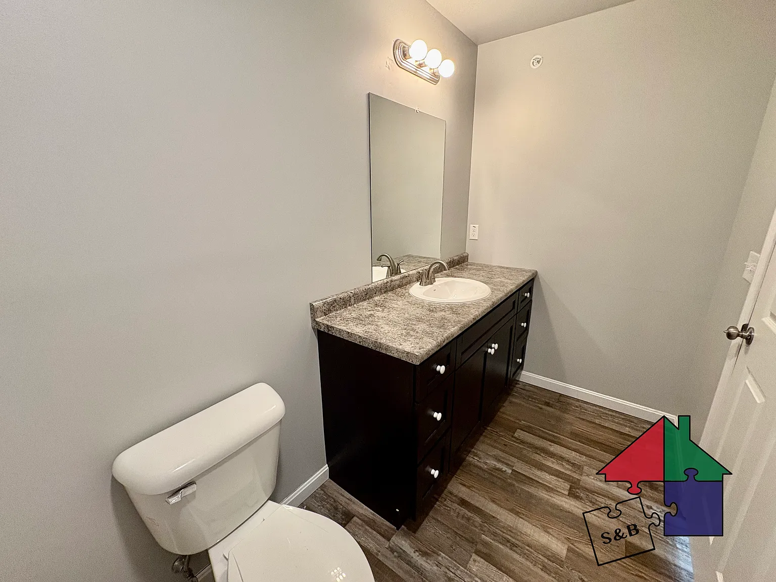 3 bed, 2.5 bath, $2,495 — Photo 4