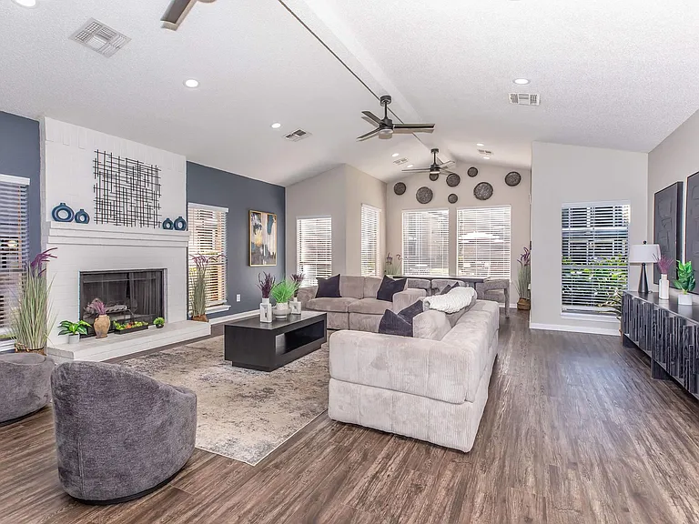 Solace Apartments — Photo 3