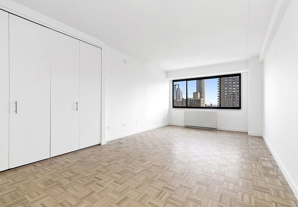 1st image of 200 E 87th St APT 18b