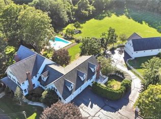 51 Maltby Ln, Wallingford, CT 06492