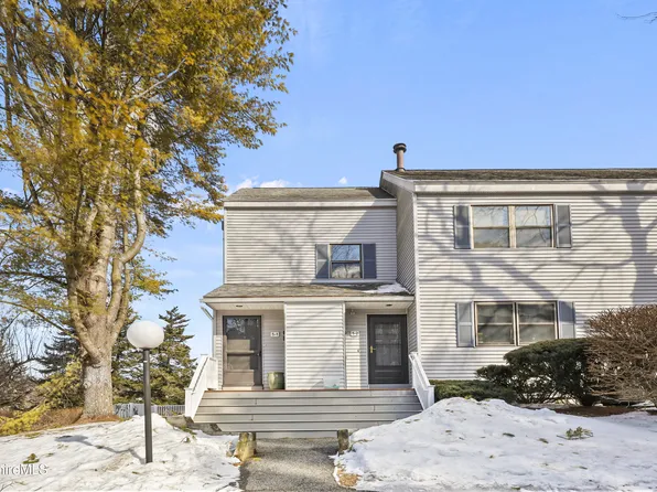 5-1 Rolling Hls Unit 5-1, Lenox, MA 01240