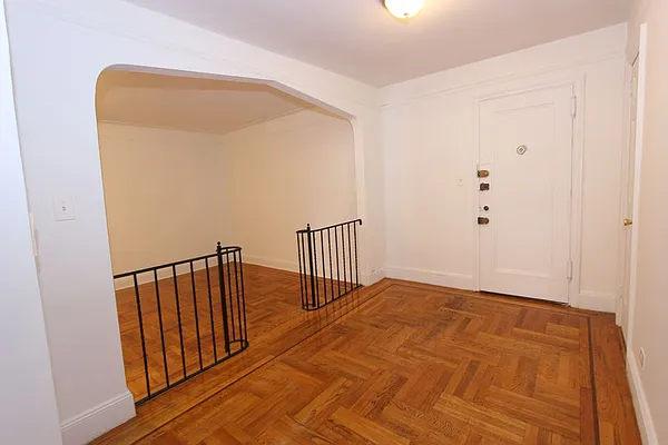 Rented by Dynamik Realty | media 9