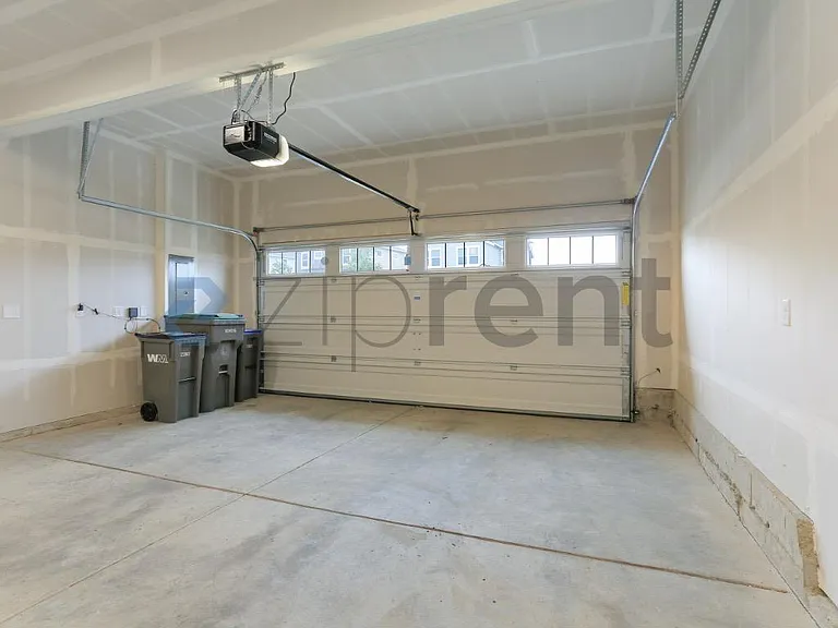 1169 SW Pendleton Way — Photo 25
