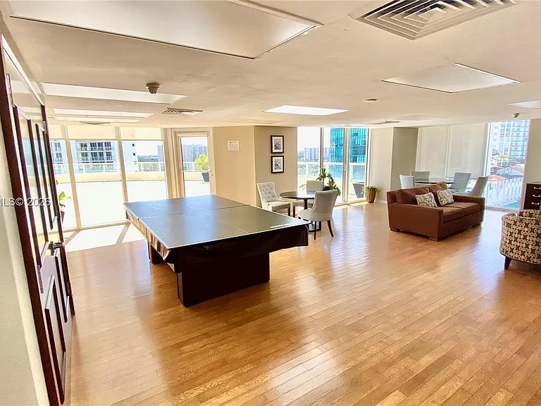 16699 Collins Ave #1602 — Photo 37