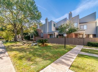 1542 Prairie Grove Dr, Houston, TX 77077