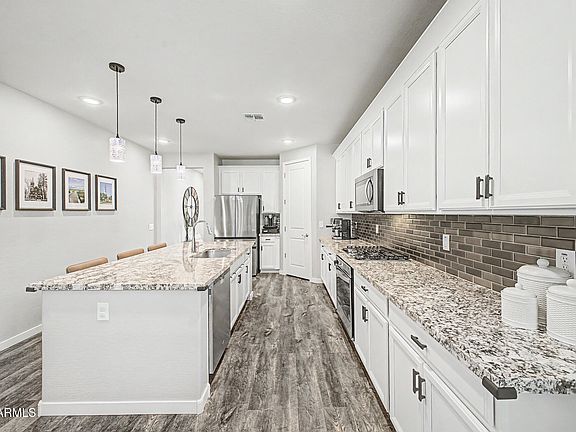 3rd image of 9458 E THATCHER Avenue