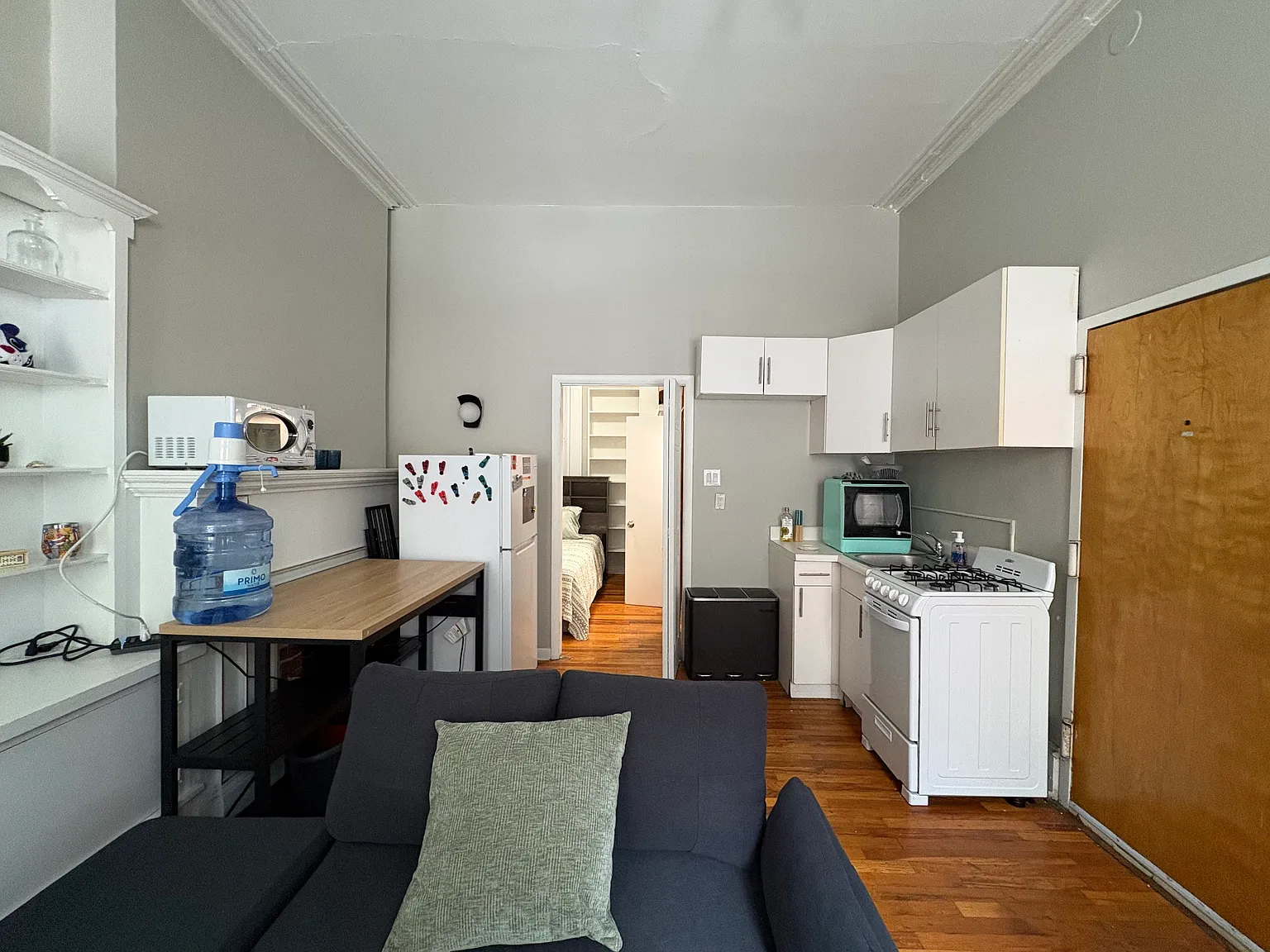 1 bed, 600 sqft, $1,374 — Photo 1