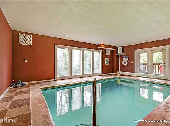 Grand Bear Lodge has its own pool