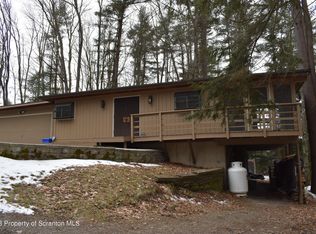 305 Lake Sophia Rd, Brackney, PA 18812