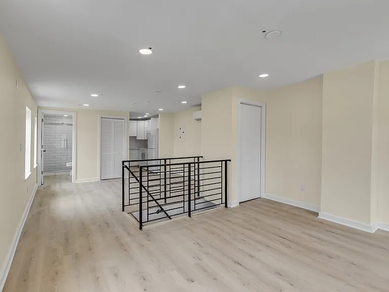 2723 E Huntingdon St #3 — Photo 22