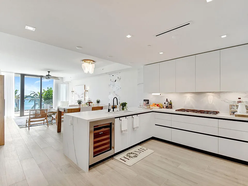 1116 N Ocean Blvd #303