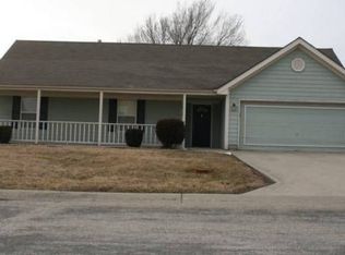 1412 SW Mission Rd, Lees Summit, MO 64081