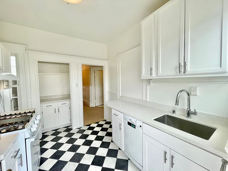 Charming! Duboce Top Floor 3br/1ba. Sunlight Galore! Progressive — Photo 11