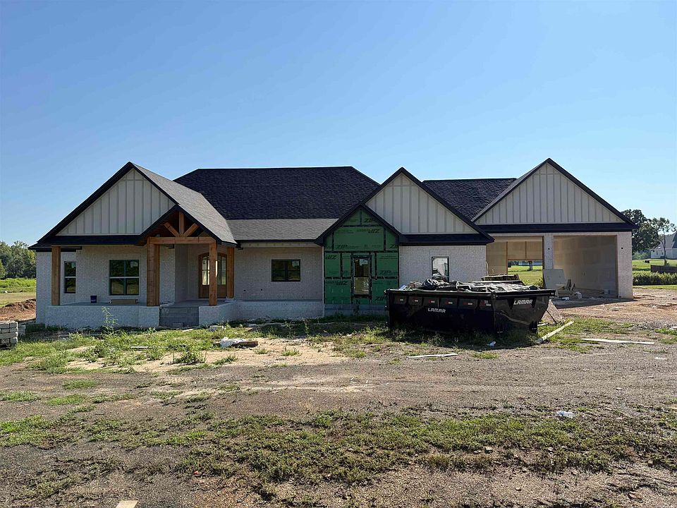1st image of 66 Irene Cir