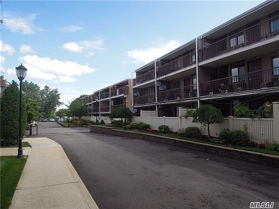 2nd image of 25-58 120th St #1