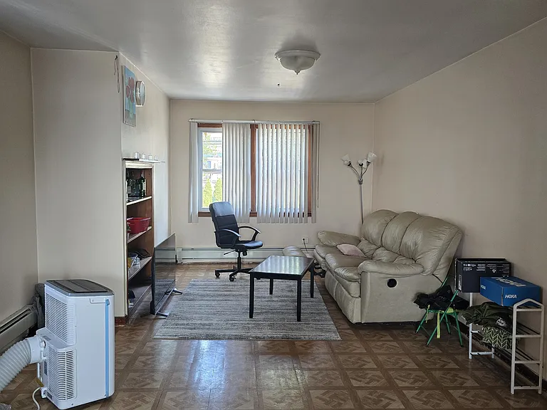 233 Columbia Ave #2 — Photo 1