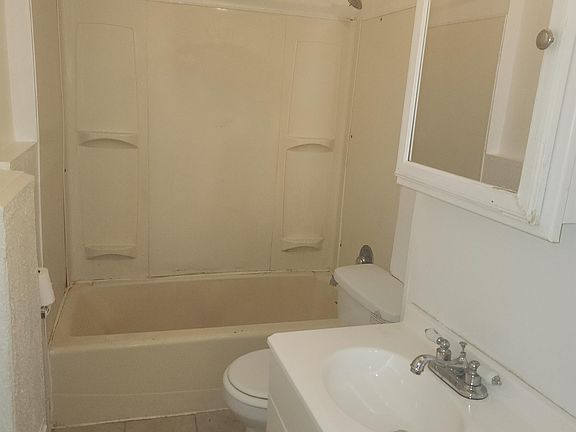4th image of 1361 Woodland Ave NW #11021967
