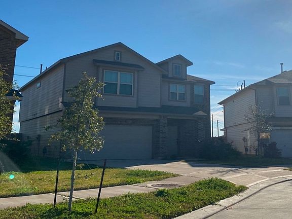 3rd image of 2004 Colehill Dr