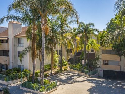 7640 Oso Ave APT 311, Winnetka, CA, 91306