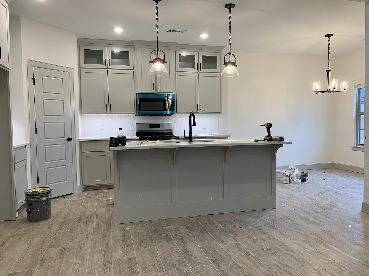 1036 Parker Lane - 1 — Photo 4