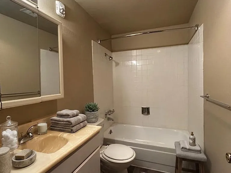 The Terrace Apartments — Photo 17