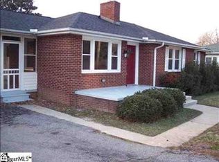 105 Caldwell St, Greer, SC 29651