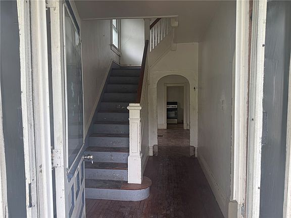 2nd image of 266 Orchard St