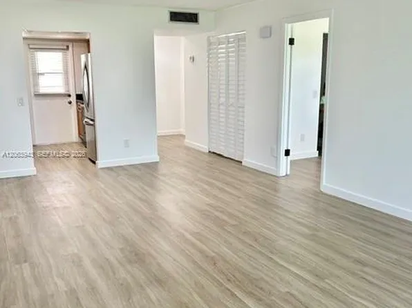 2431 SW 82nd Ave APT 204, Fort Lauderdale, FL 33324