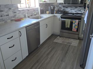 26 E Casa Del Rio, Four Seasons, MO 65049