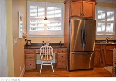 3rd image of 609 Topwater Ln