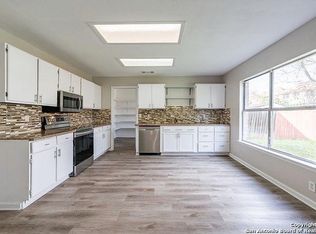9106 Rue De Lis, San Antonio, TX 78250