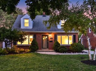 534 N 105th STREET, Wauwatosa, WI 53226
