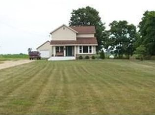 3225 W Kinley Rd, Saint Johns, MI 48879