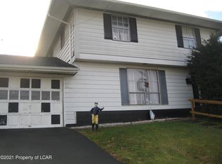 24 Seminary Rd, Hanover Township, PA 18706