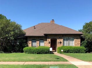 3205 Sugarbush Dr, Carrollton, TX 75007